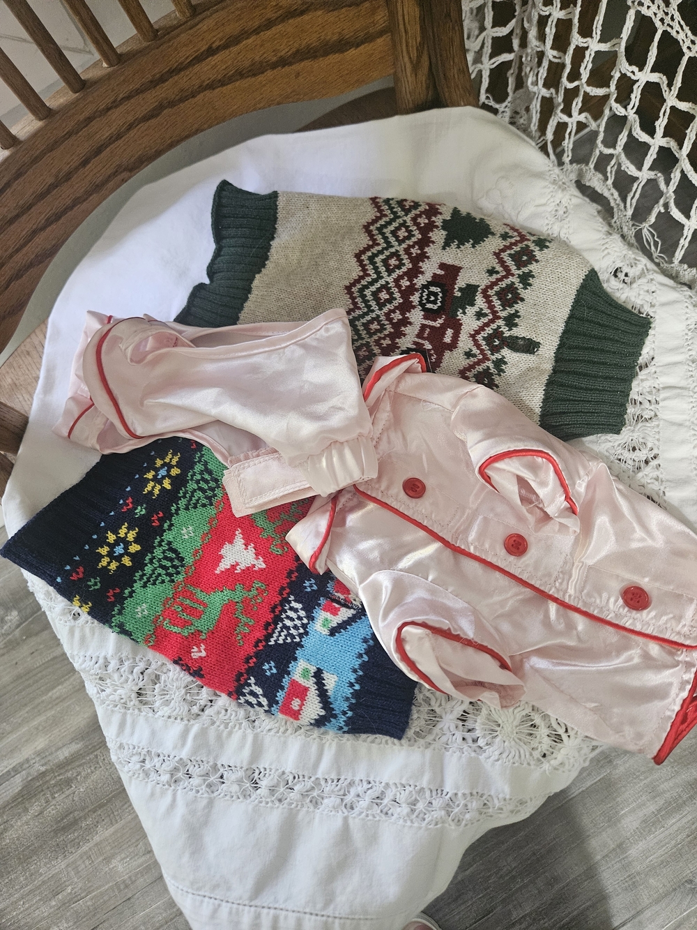 XS Dog/Cat Christmas Pjs and Sweater Bundle